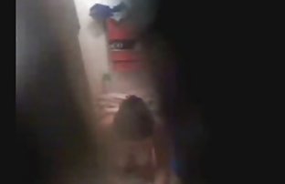 πορνό σεξ Σκηνή από τη σειρά, ο τύπος έχει σεξ με δύο ομορφιές