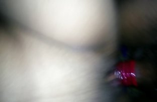 πορνό σεξ Γυρίσματα ένα κοιμισμένος γυμνό ξανθιά σε μια βιντεοκάμερα