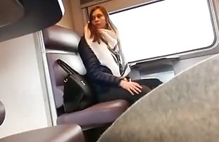 πορνό σεξ Οι φοιτητές του Κουρσκ οργάνωσαν μια μαζική σπρωξιά στο τζακούζι