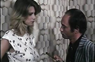 πορνό σεξ Δύο PIDORA περίπου vyebali το αγόρι της